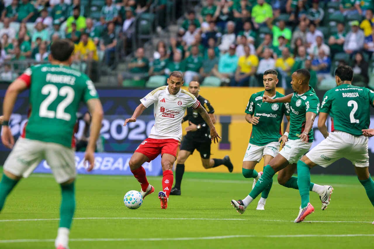 0 a 0 no Nubank Parque: Palmeiras fica nos 48 pontos contra o Internacional — Futebol