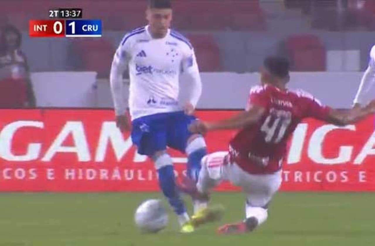 Victor Gabriel pede desculpas a Gabriel Pec após lesão — Futebol