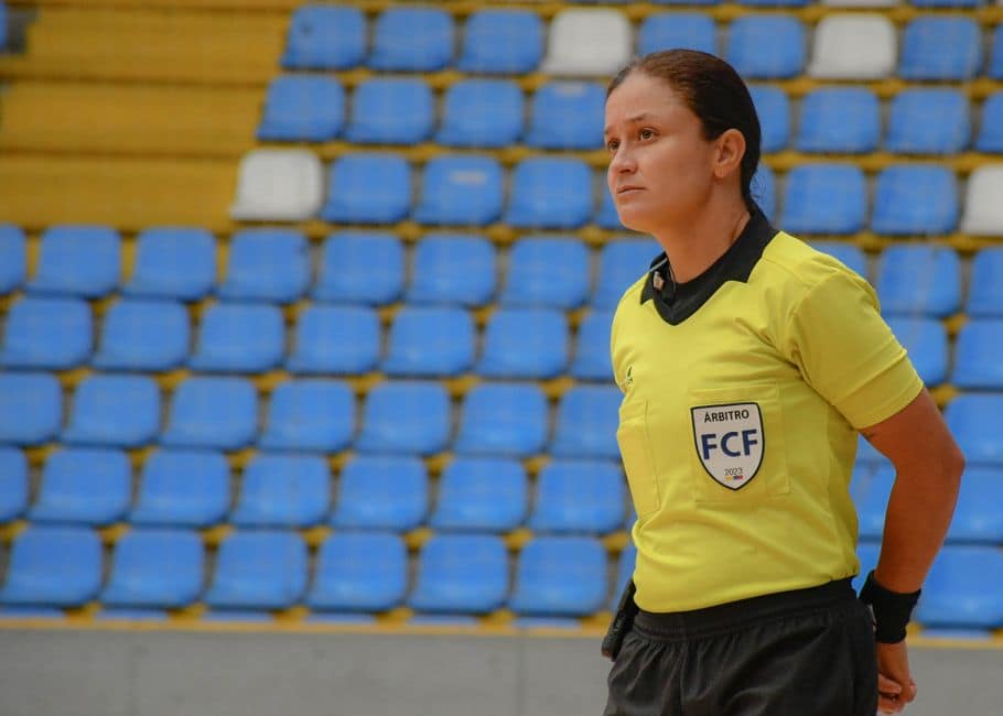 23ª rodada do Brasileirão: três árbitras mulheres pela primeira vez — Futebol