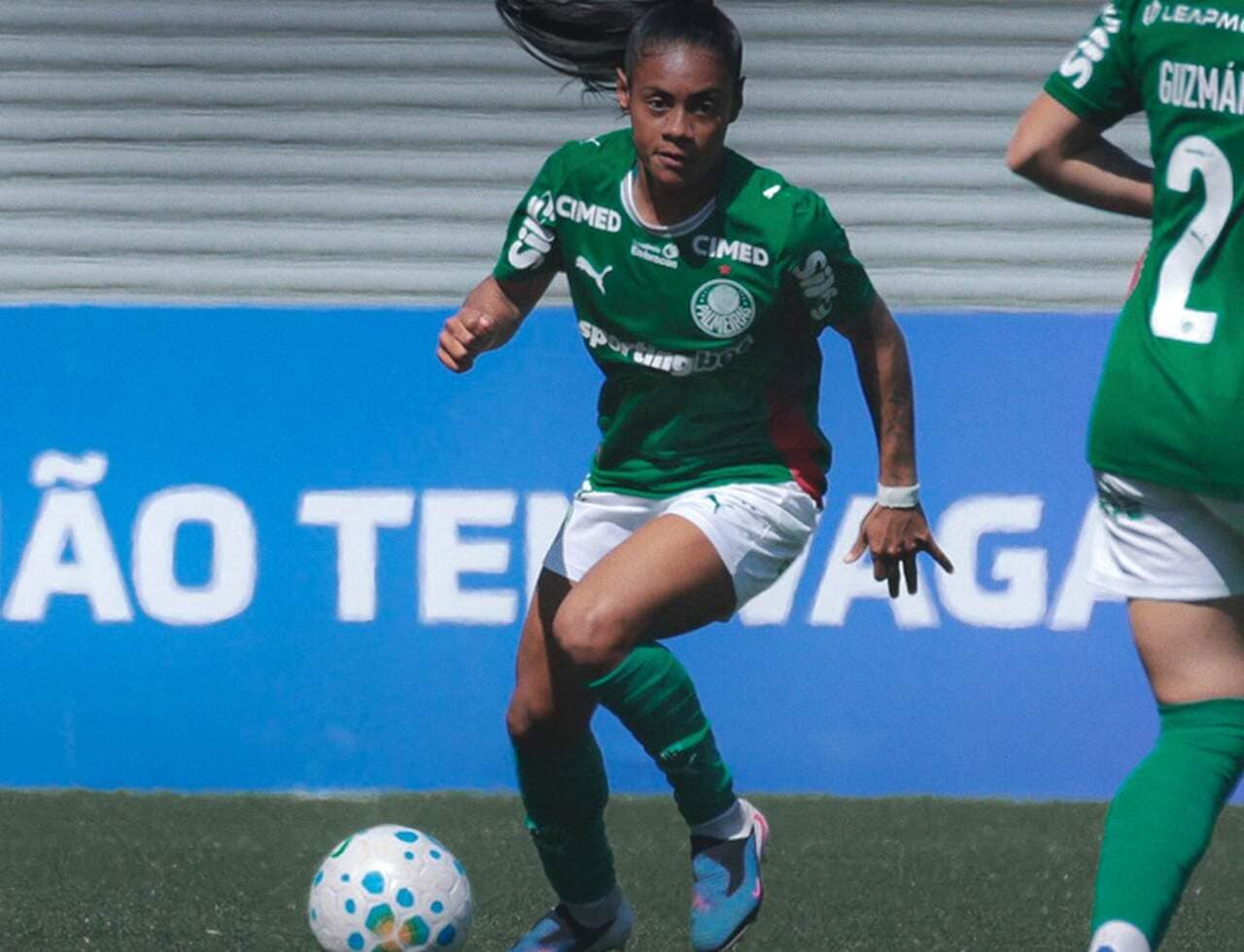 Palmeiras vence por 2 a 1 o Internacional e fica isolado na 3ª colocação — Futebol
