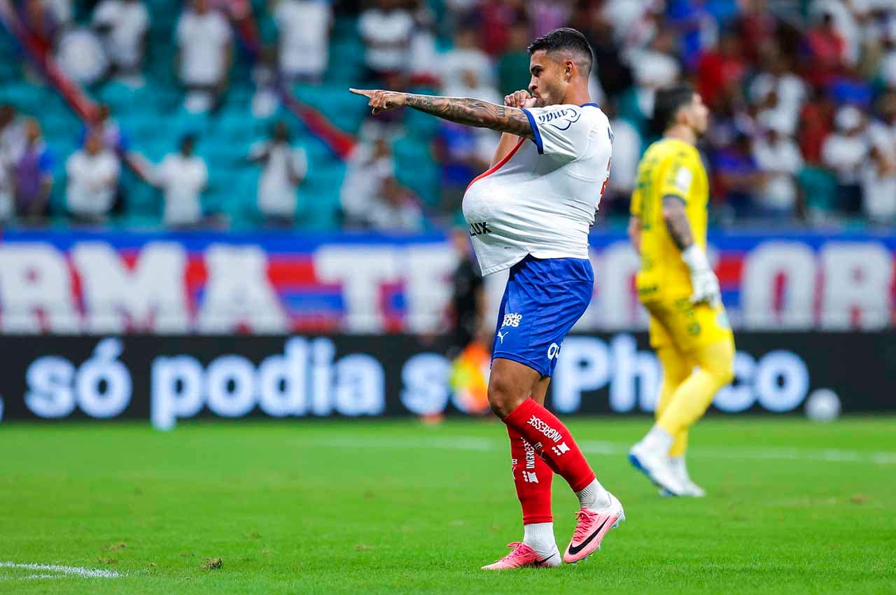 Bahia vence por 2 a 0 e assume quarta colocação no Brasileirão — Futebol