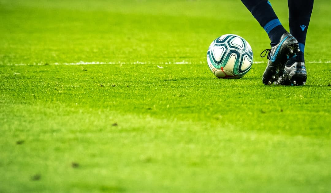 Velocidade recorde de Bahoya expõe fraqueza da marcação na Premier League — Futebol