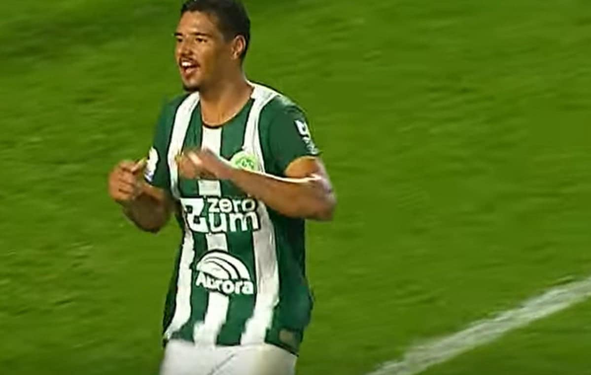 Primeiro gol na Série A: Túlio Eduardo marca em derrota da Chapecoense — Futebol