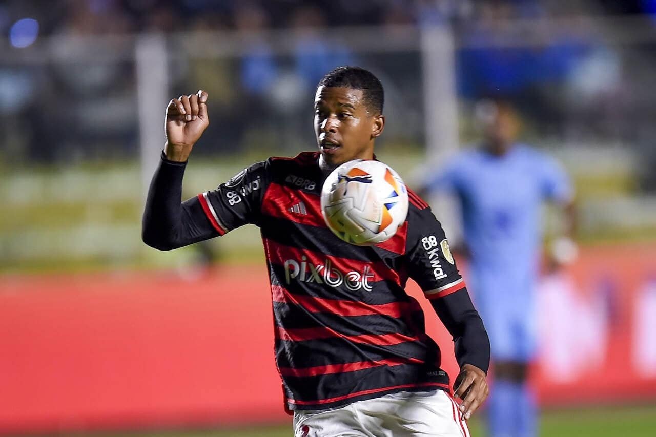 Athletic traz Carlinhos por empréstimo do Flamengo para tentar subir na Série B — Futebol