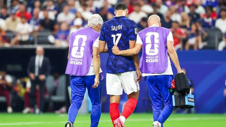Saliba sente as costas na semifinal da Copa e Arsenal perde zagueiro por tempo indeterminado — Futebol