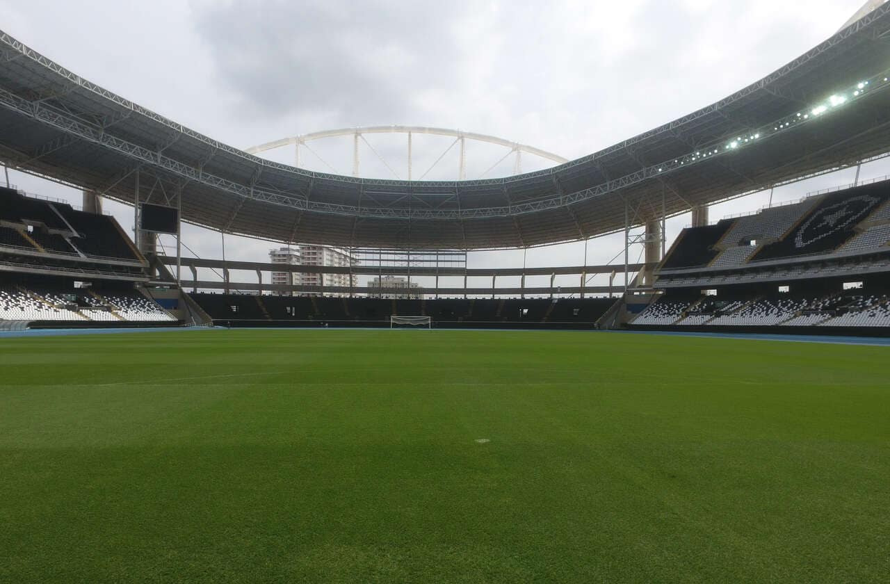 Ventos fortes adiam clássico e elevam pressão na briga por vaga e contra o Z4 — Futebol