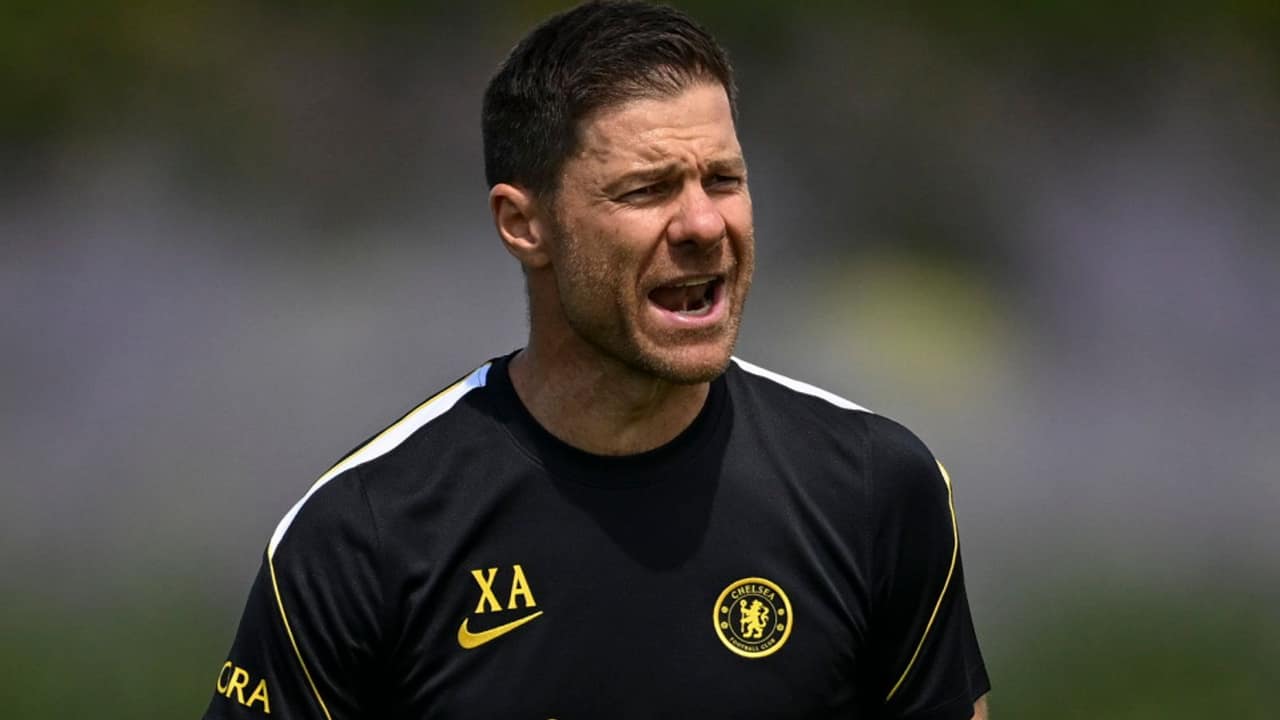 Alonso mantém James como capitão e reforça desejo de reter Enzo no Chelsea — Futebol