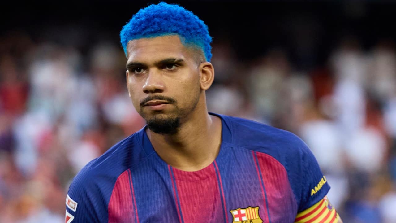Crise na zaga leva Liverpool a fechar empréstimo de Araujo — Futebol
