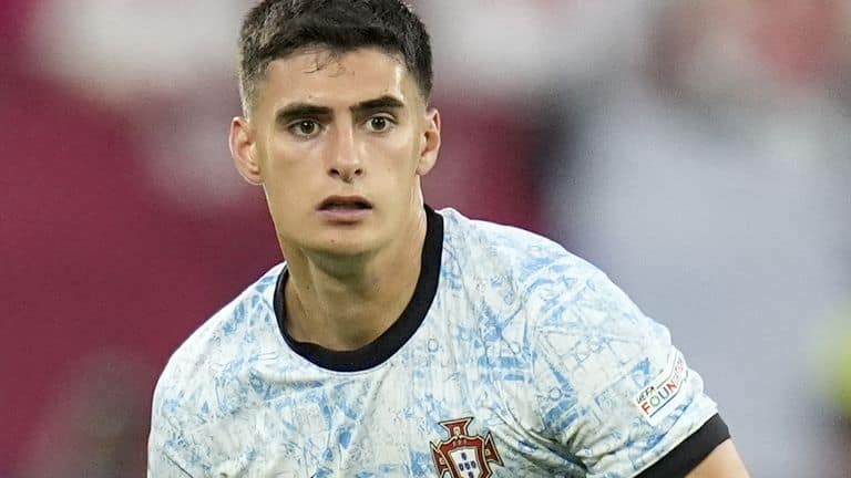 Por que o Bournemouth pagou caro por Antonio Silva agora? — Futebol