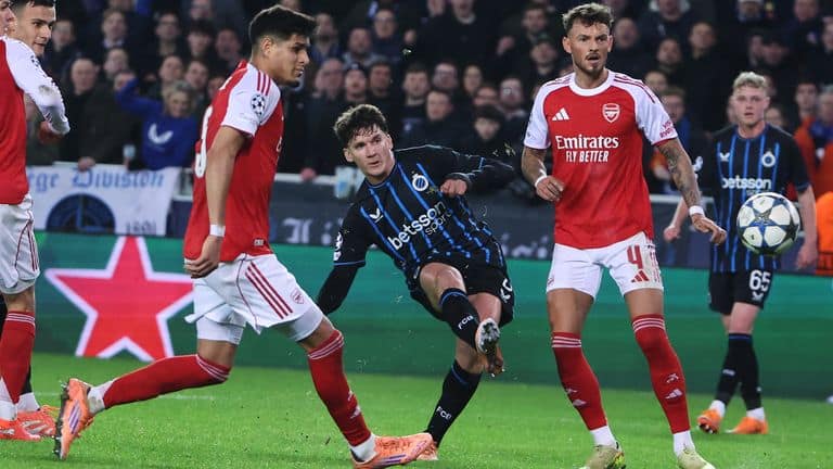 Versatilidade de Tzolis preenche vazio deixado por Trossard no Arsenal — Futebol