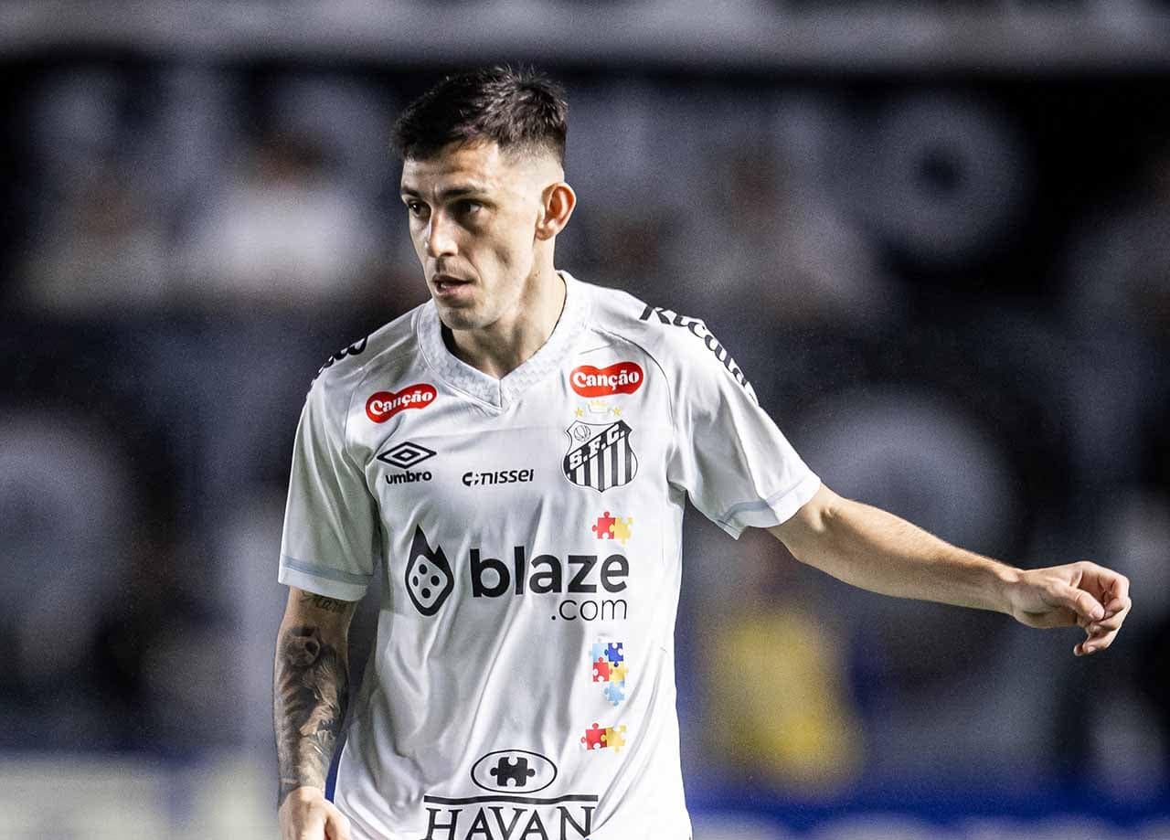 Por que o Santos renovou Escobar até 2027? — Futebol